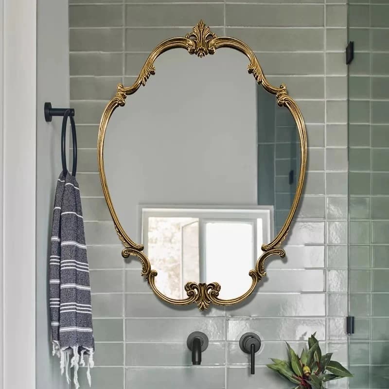Specchio da Bagno Illuminato Intelligente a LED, Specchio Irregolare Vintage Ornato per Doccia e Toilette, Specchio Barocco in Legno per Arredamento Casa