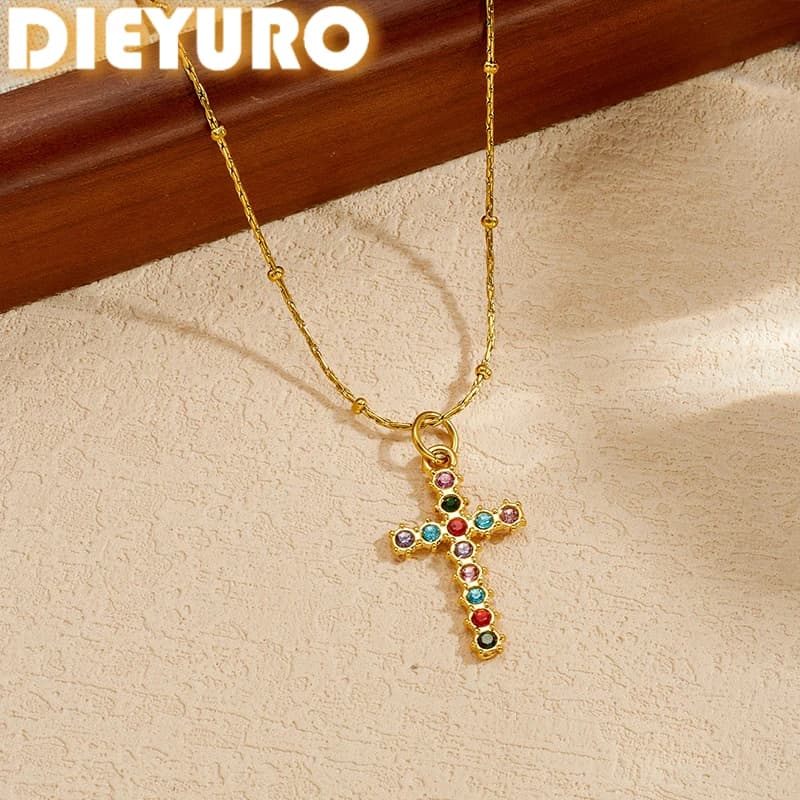 DIEYURO Collana con Ciondolo a Croce in Acciaio Inossidabile 316L, Zirconi Colorati di Lusso, Catena Classica Impermeabile per Donne