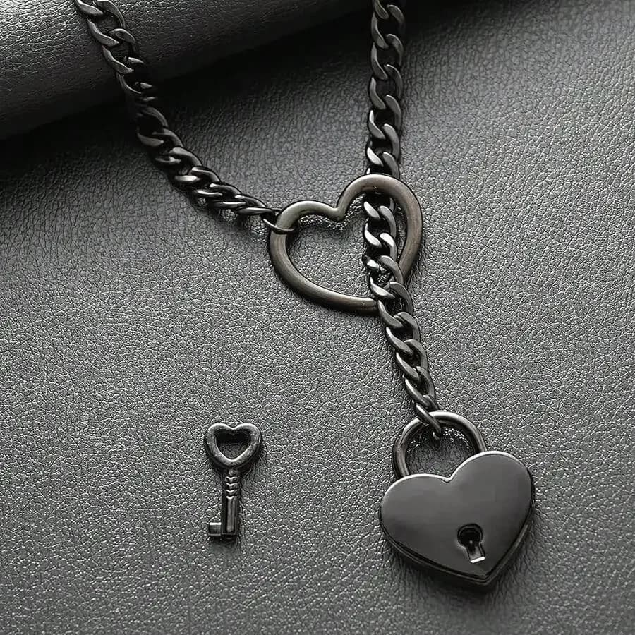 Collana con Ciondolo a Forma di Lucchetto e Chiave, Stile Punk Gotico in Acciaio Inossidabile, Moda Femminile