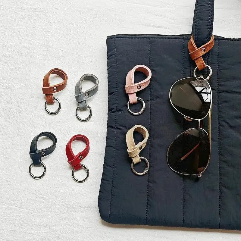 Travel Carry Strap With Ring Hooks Adjustable Bag Holder Travel Clip For Carry-on Bags For Glasses Hats Car Keys Keychains