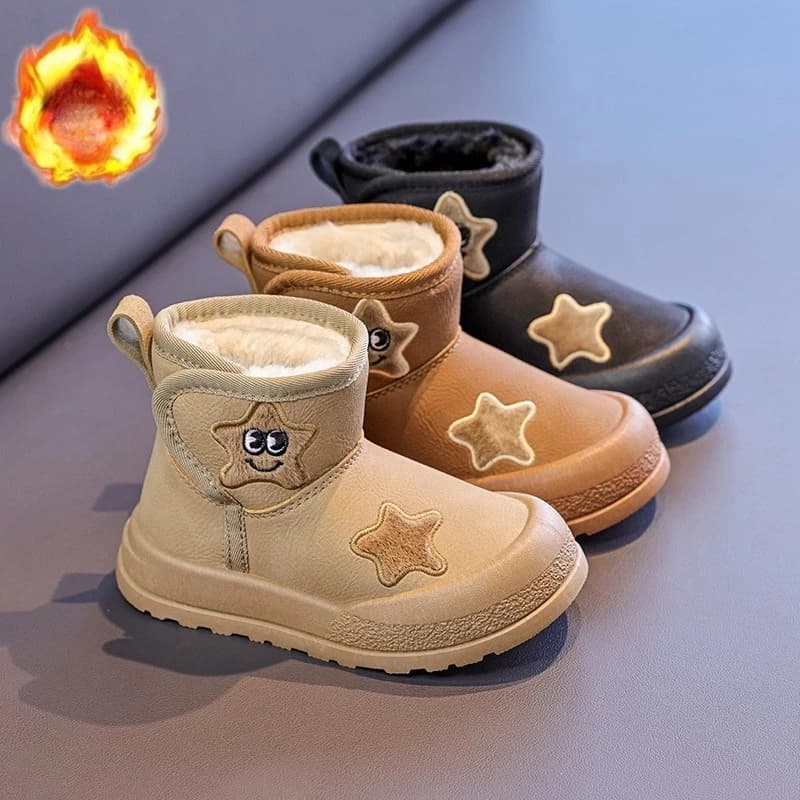 Stivali corti per bambini Punta con cappuccio Suola morbida Stivali in pelle per bambini Gancio e anello 2025 Inverno Nuove ragazze Stivaletti Pelliccia spessa Stelle carine