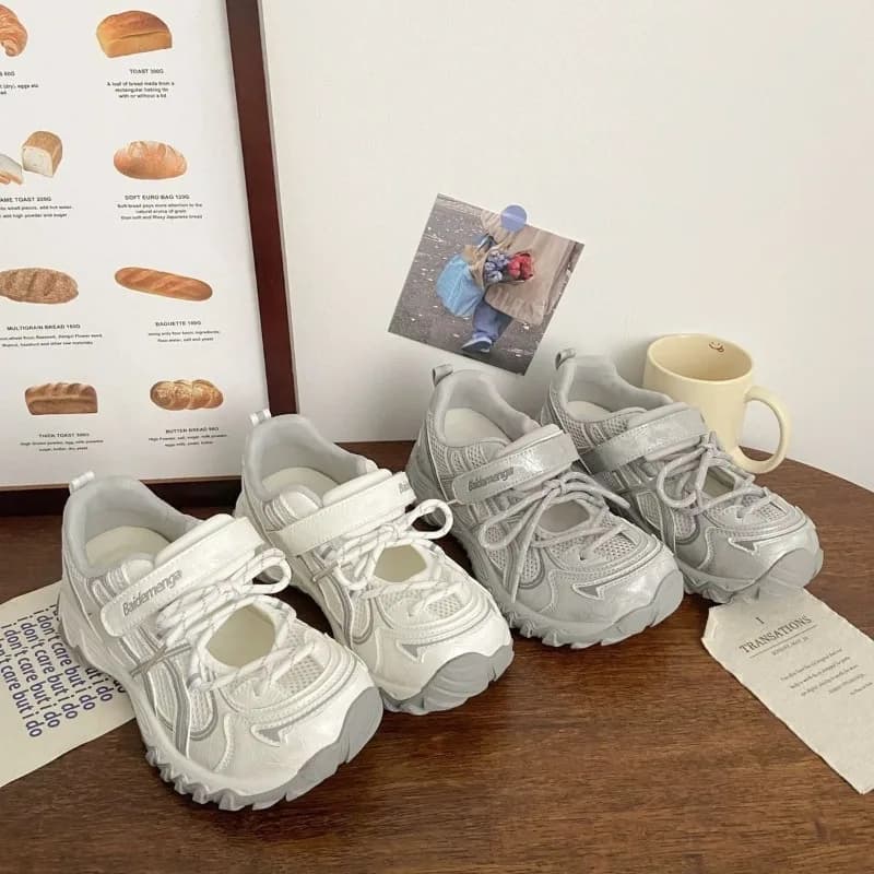2026 Summer New Women's Thick-Soled Height-Increasing Mesh Sports Sneakers Hollow Breathable Casual Shoes