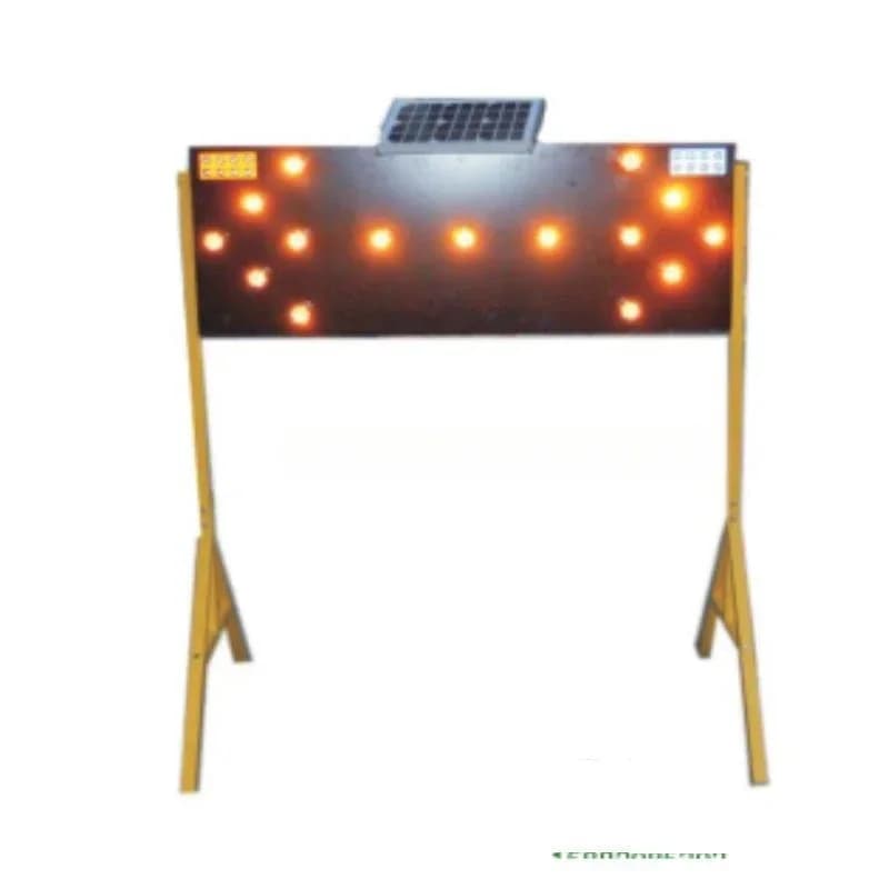 Vendite calde OEM Avvertimento stradale LED Segnali di freccia lampeggianti Rimorchi portatili di sicurezza stradale con freccia illuminata direzionale solare