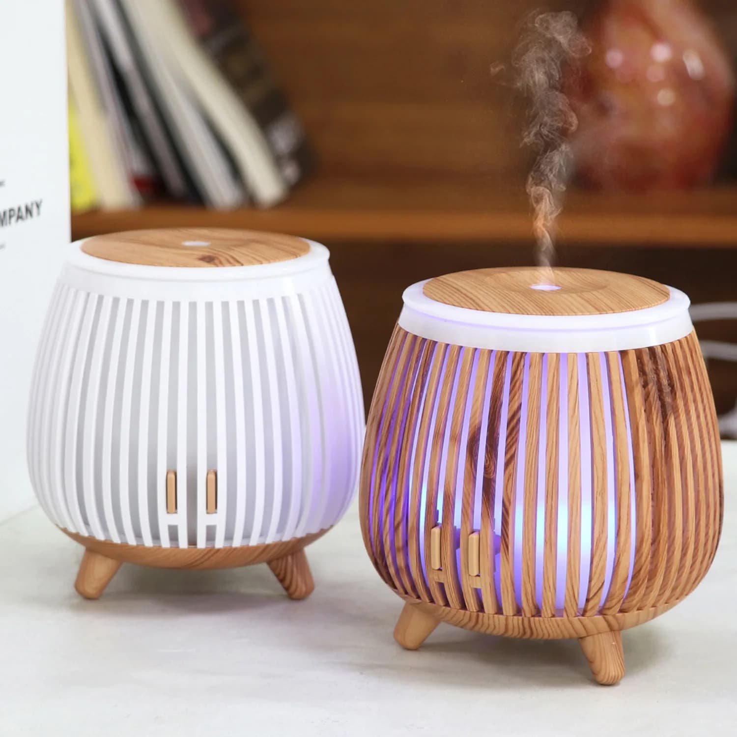 Diffusore di Aromi a Ultrasuoni Effetto Legno, Umidificatore per Oli Essenziali con Luce Notturna a 7 Colori, Mini Diffusore Decorativo per Casa 2026
