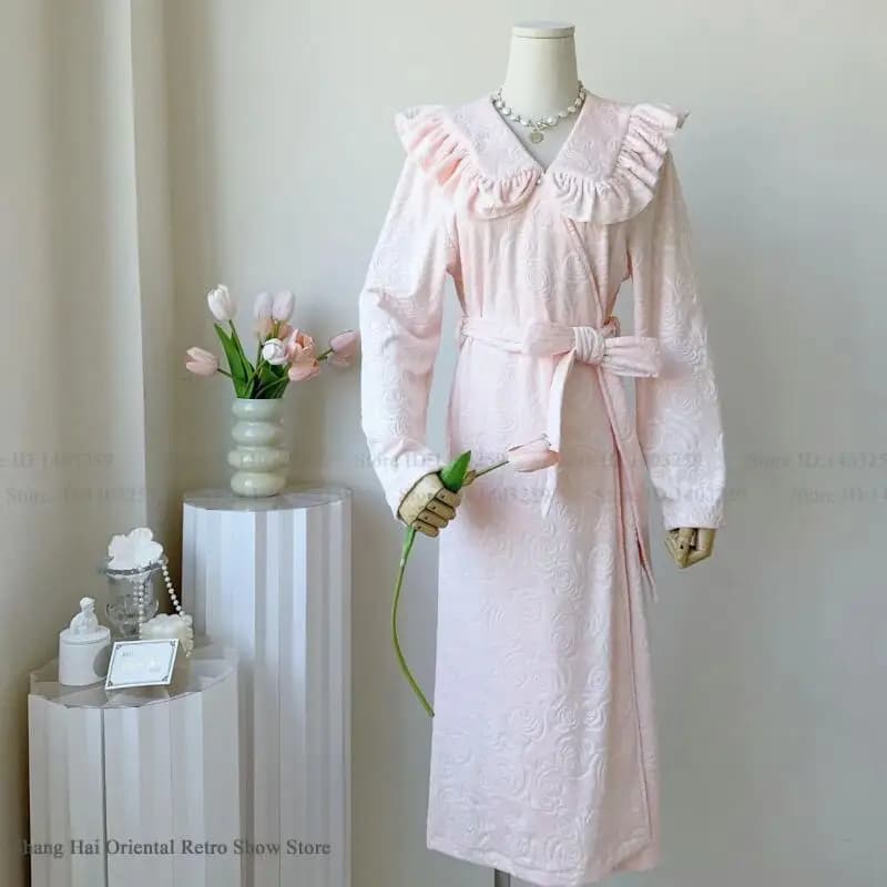 Sweet Doll Collector's Long Dress Autumn Winter Women's Island Velvet Night Shirt Kimono Dress Bathrobe Home Dress Warm Pijama