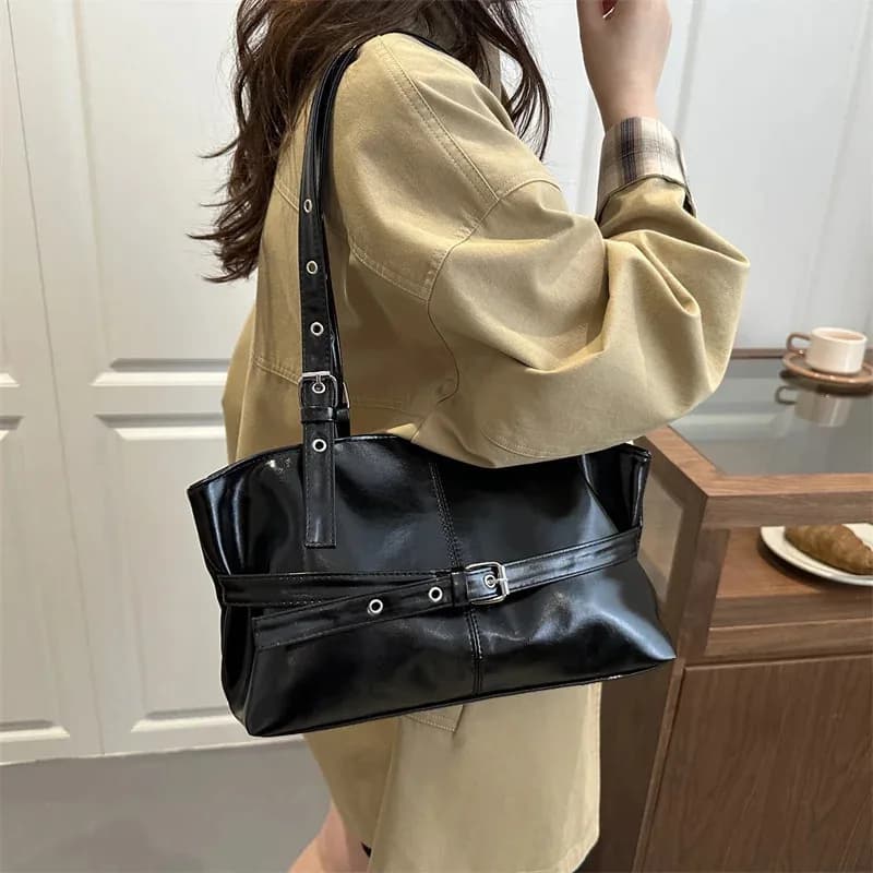Nuova Borsa a Tracolla da Donna alla Moda e Versatile con Fibbia, Stile Coreano, in Pelle Morbida Tinta Unita, Borsa Casual da Donna Sottobraccio
