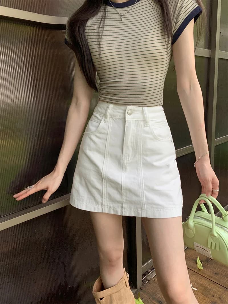 White Retro High-Waisted A-Line Skirt, Versatile Anti-Exposure Denim Bodycon Skirt