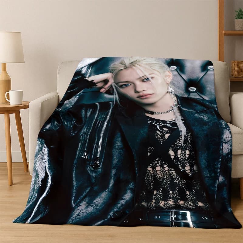 Coperta in flanella ultra morbida HD Stray Kids Kpop, calda e accogliente per divano, letto, camera da letto, soggiorno, viaggio, regalo