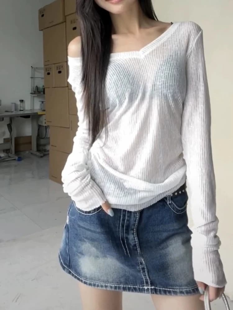 Hot Girl Sexy V Neck Stretchy Slim Figure Flattering Tee 2026 Spring Summer Knitted Long Sleeve Women T-shirt Basic Inner Top