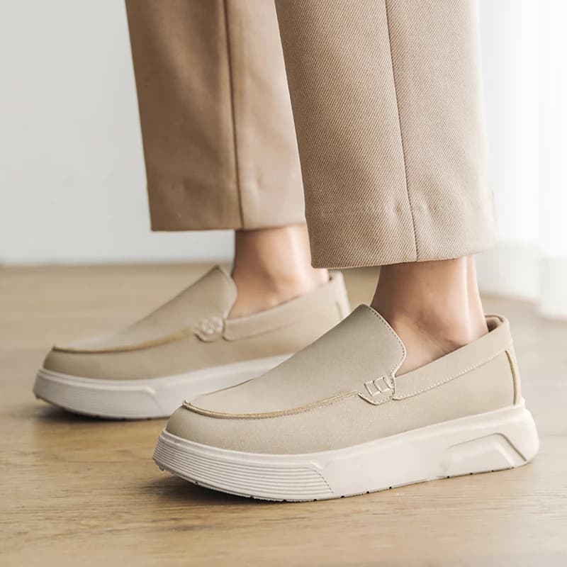 Designer Men's Slip-On Loafers Leather Business Commute Comfortable Fashion Sneakers Daily Preppy Casual Shoes
