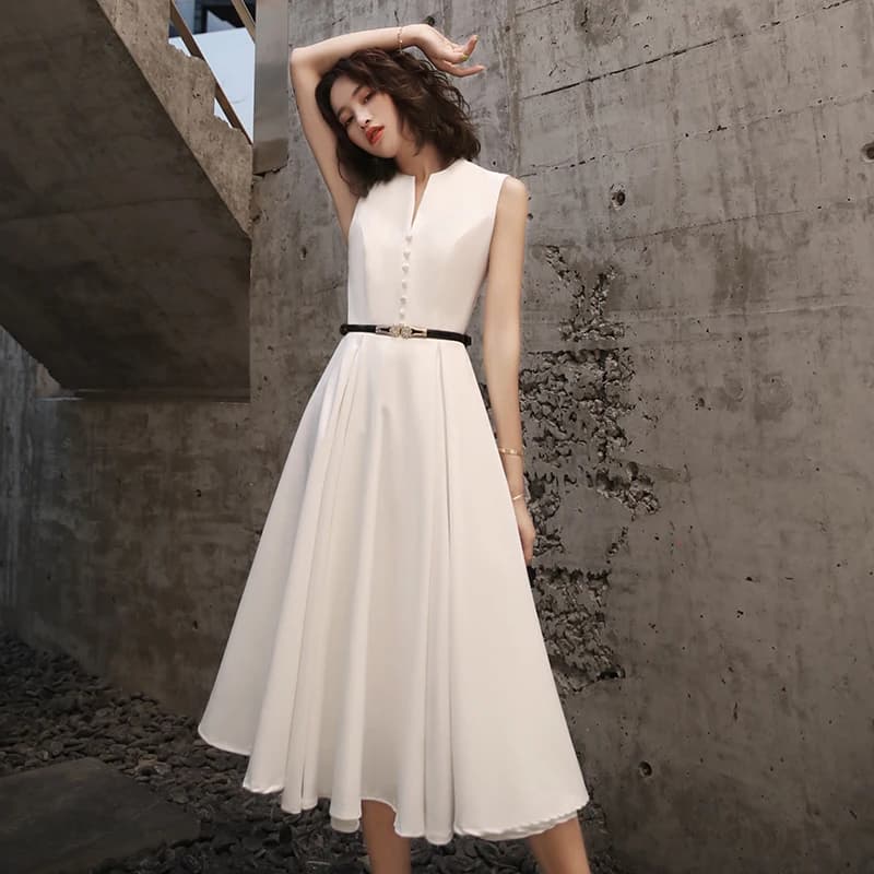 Abito da sera bianco elegante da donna, lussuoso abito da sposa coreano con gonna a trapezio, adatto a varie occasioni come appuntamenti.
