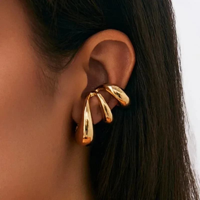 Orecchini a Perno Geometrici in Metallo Lucido di Design, Orecchini a Cerchio Personalizzati, Superficie Liscia, Minimalisti e alla Moda