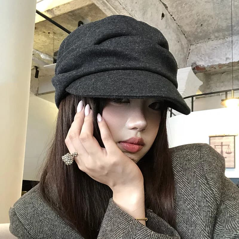 Japanese Black Pleated Beret Harajuku Y2k Fashion Lolita Hat Vintage-inspired Versatile Beret Girl's Beret Wom Hat Accessories