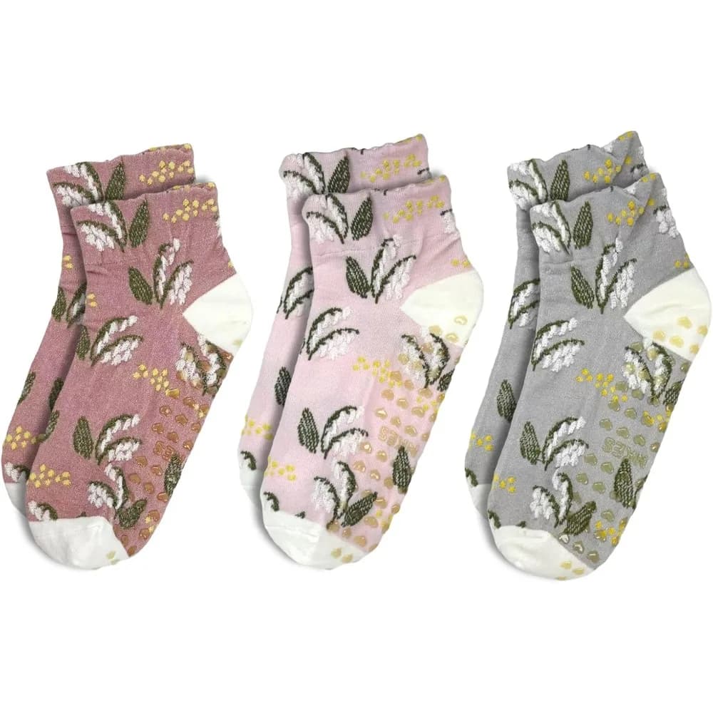Floral Jacquard Yoga Socks for Women – 3 Pairs Non Slip Grip Crew Socks for Fitness and Daily Wear