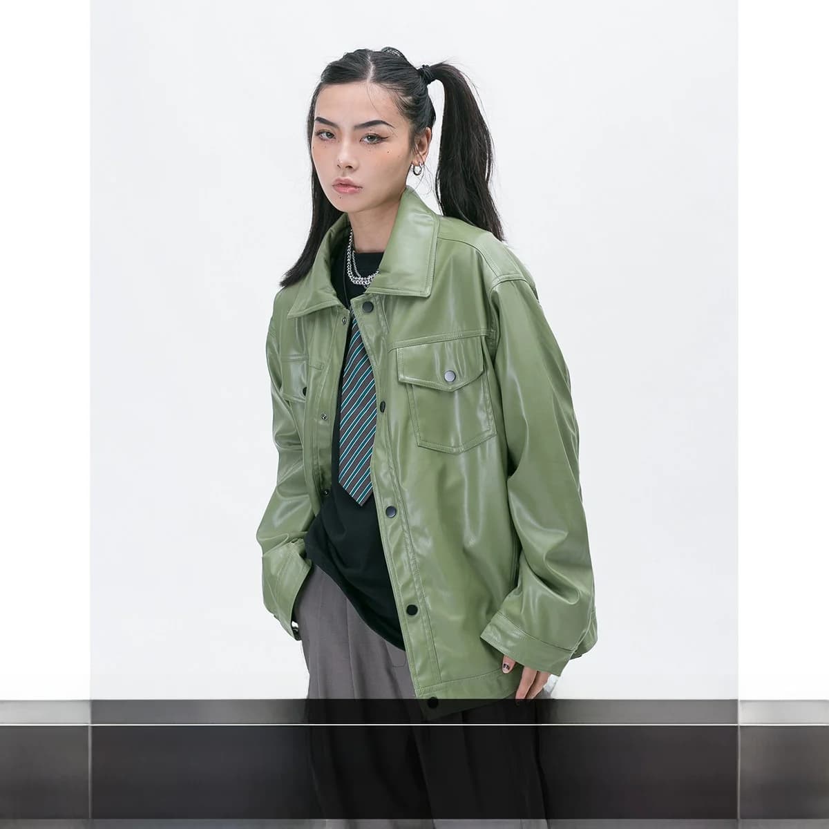 Street Style Loose Fit Casual Leather Jacket Women's Korean Version Trendy Turn-down Collar Leather Coat Fashion Single Butto...