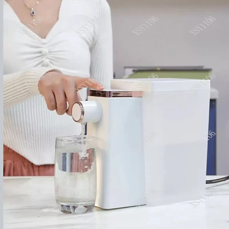 Dispenser d'Acqua a Riscaldamento Istantaneo 110V/220V, Bollitore Elettrico Portatile da Viaggio e da Tavolo, Pompa Riscaldante per Acqua da Un Gallone