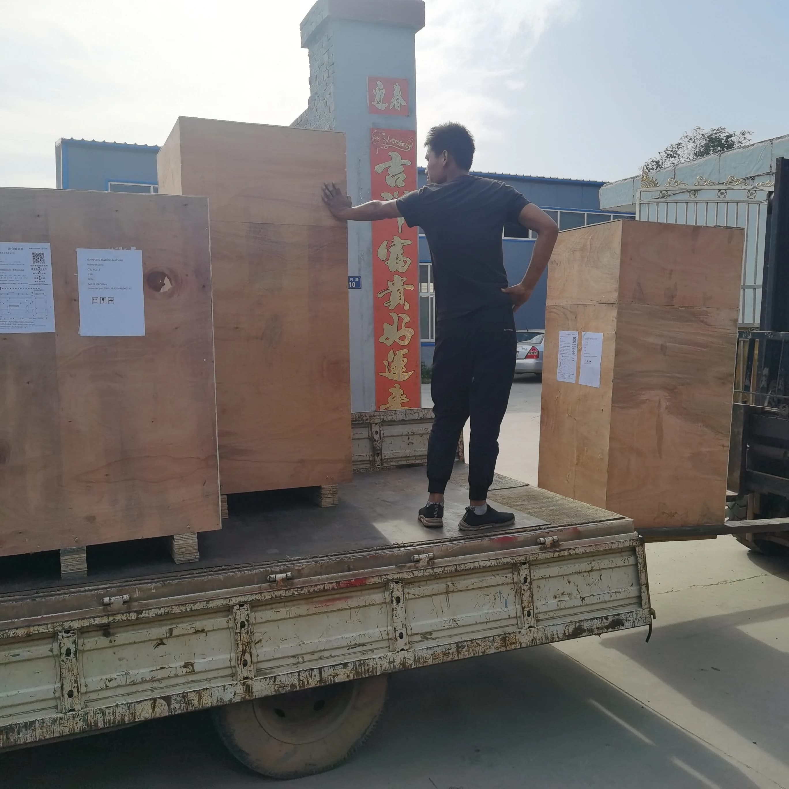 Macchina automatica per la produzione di prodotti per pasta e macaroni croccanti Macchina per estrusione di spaghetti Conchiglie Macchina per estrusione Rigatoni Bucatini Ditalini