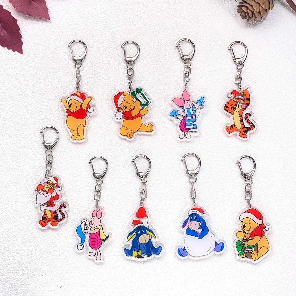 9 pezzi di accessori per portachiavi Disney Cartoon Christmas Winnie the Pooh, ciondoli in acrilico per borsa, portachiavi, decorazione per zaino