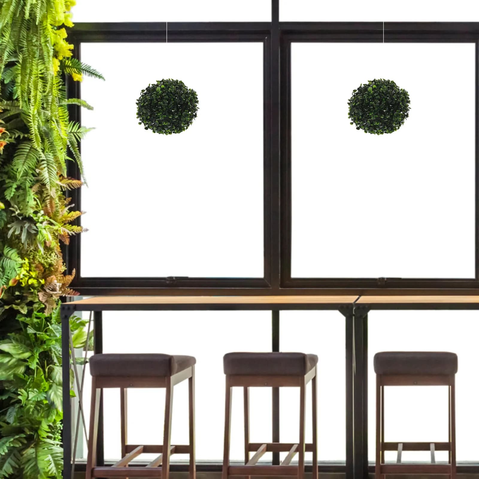 2Pcs High Precision Artificial Topiary Balls Lifelike Faux Boxwood Balls Versatile Indoor Outdoor Hanging Decorative Green Plant