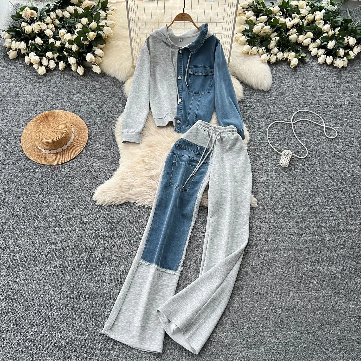 Giacca da donna con cappuccio patchwork in denim Cappotto di colore a contrasto Capispalla da cowboy + Jeans in vita elastica Pantaloni a gamba larga Set da 2 pezzi