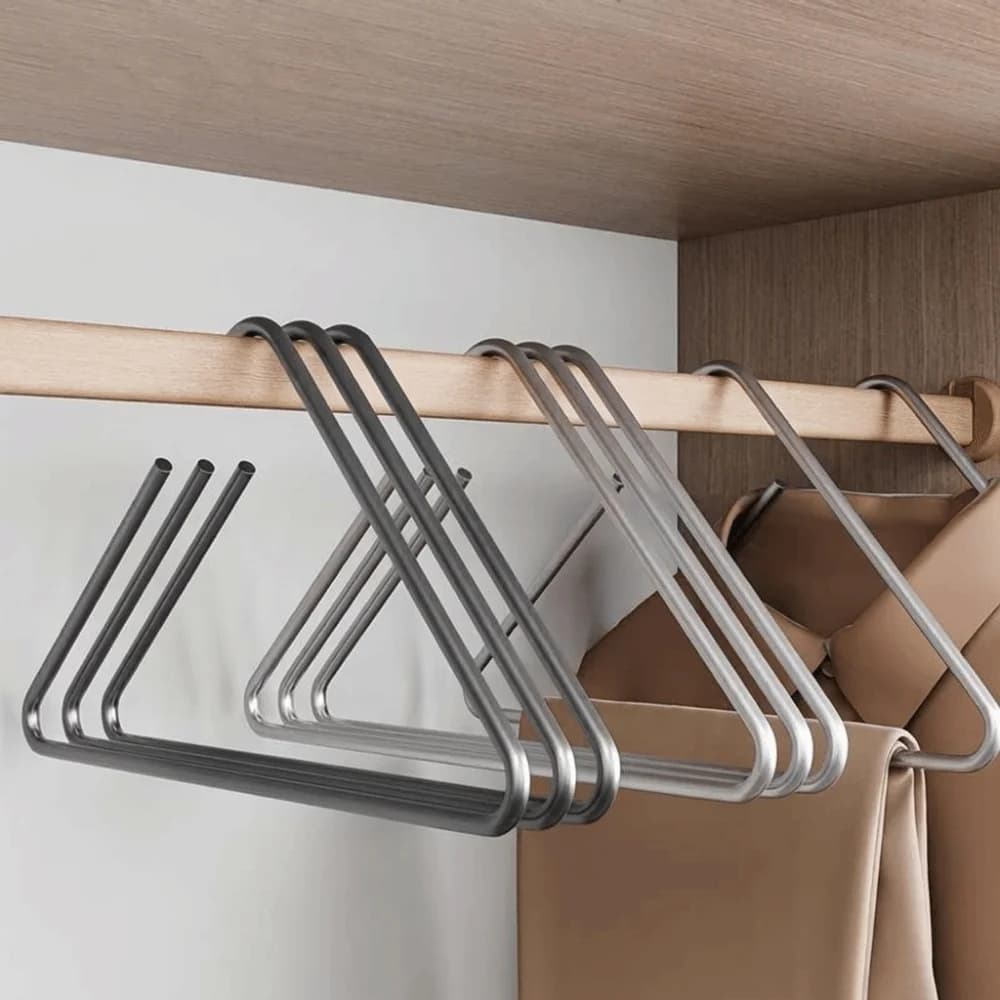 5PCS Non Slip Triangle Coat Hangers Sturdy Space-Saving Clothes Hangers Rust-Proof Metal Drying Rack Trouser Storage