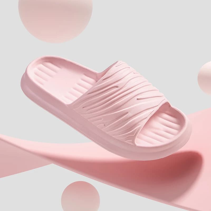 Pantofole morbide con plateau spesse in Eva per donna infradito da bagno per interni sandali da spiaggia con tacco piatto antiscivolo scarpe estive da donna