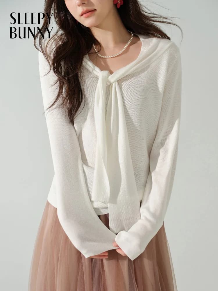 Maglione da donna elegante in maglia con scollo a V, camicetta sottile ed elegante a maniche lunghe, design autunnale, pullover con dettaglio cravatta, look a strati