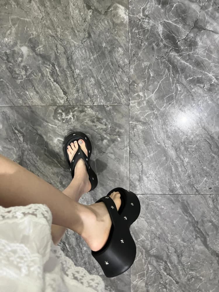 Sandali Neri con Tacco Spesso da Donna, Ciabatte Estive da Spiaggia Super Popolari, Antiscivolo e alla Moda
