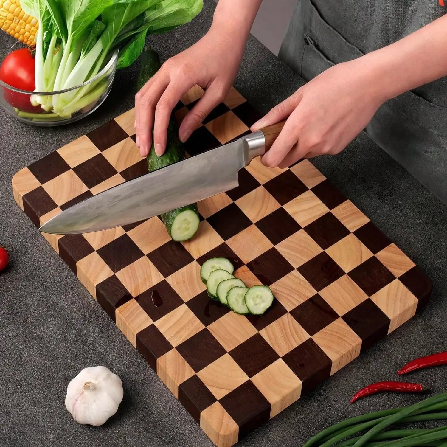 Checkerboard Chopping Board, Made Of High-Quality Wood.Durable, And Is Perfect For Cutting Meat, Cheese, Bread, Vegetables And Fruits. Excellent Kitchen Accessory And An Ideal Gift For Christmas Or A Housewarming