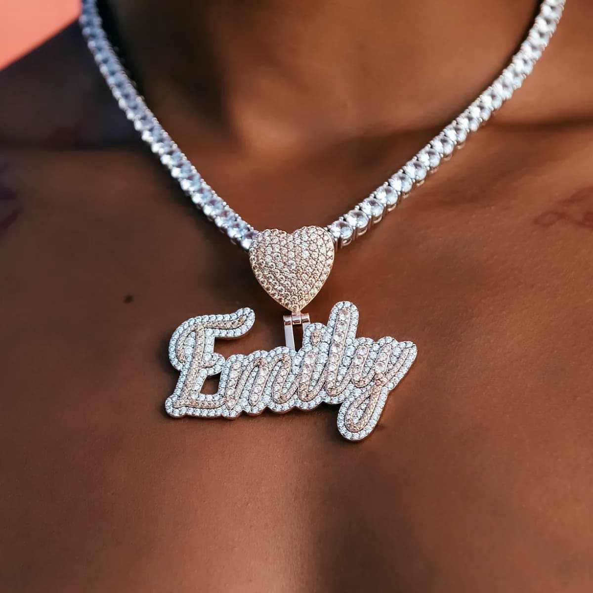 Custom Name Plate Two-Tone Script Font 3D Zircon Letter Necklace Hip Hop Luxury Jewelry Moissanite Pendant Necklace Gift for Her