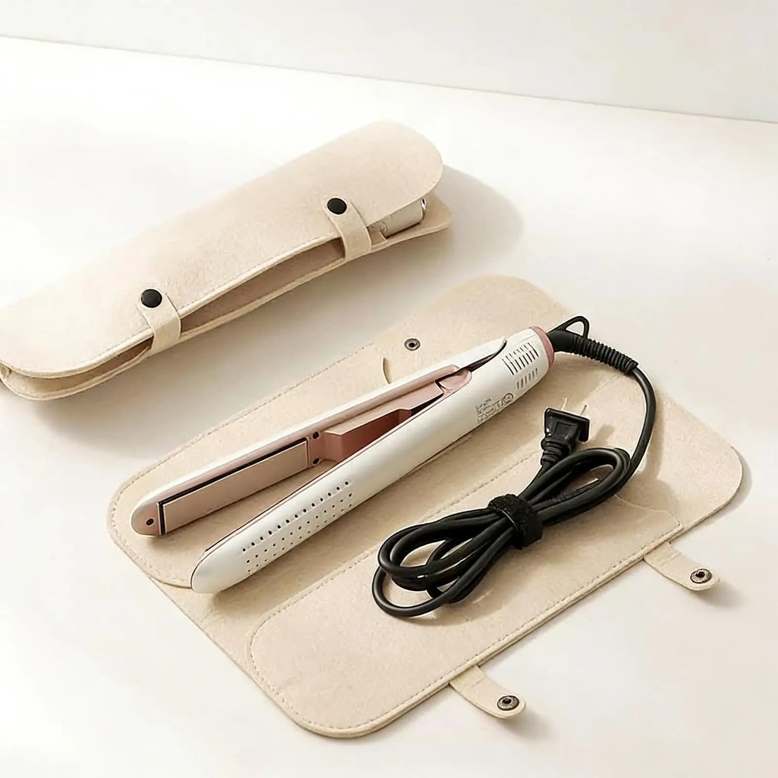 Hair Plate Bag, Styling Tool Organizer, Travel Case for Plate, Thermal Insulating Mat for Accessories Brush