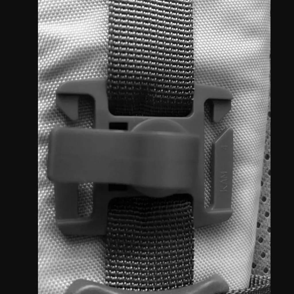 360 Rotatable Drink Tube Clip Water Bladder Hydration Hose Holder Buckle for Cycling Running Pack