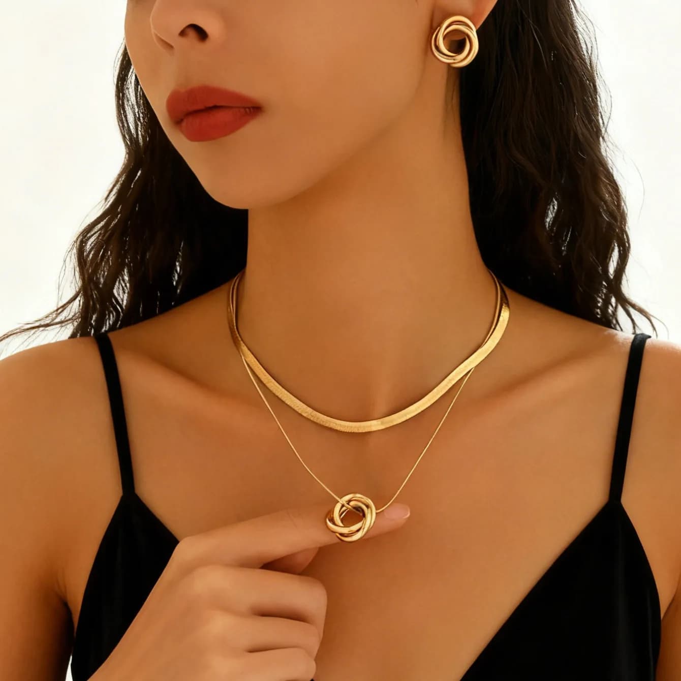 1 set of beautiful new twisted double-layer snake bone necklace earrings for women stacked with twist pendant, simple