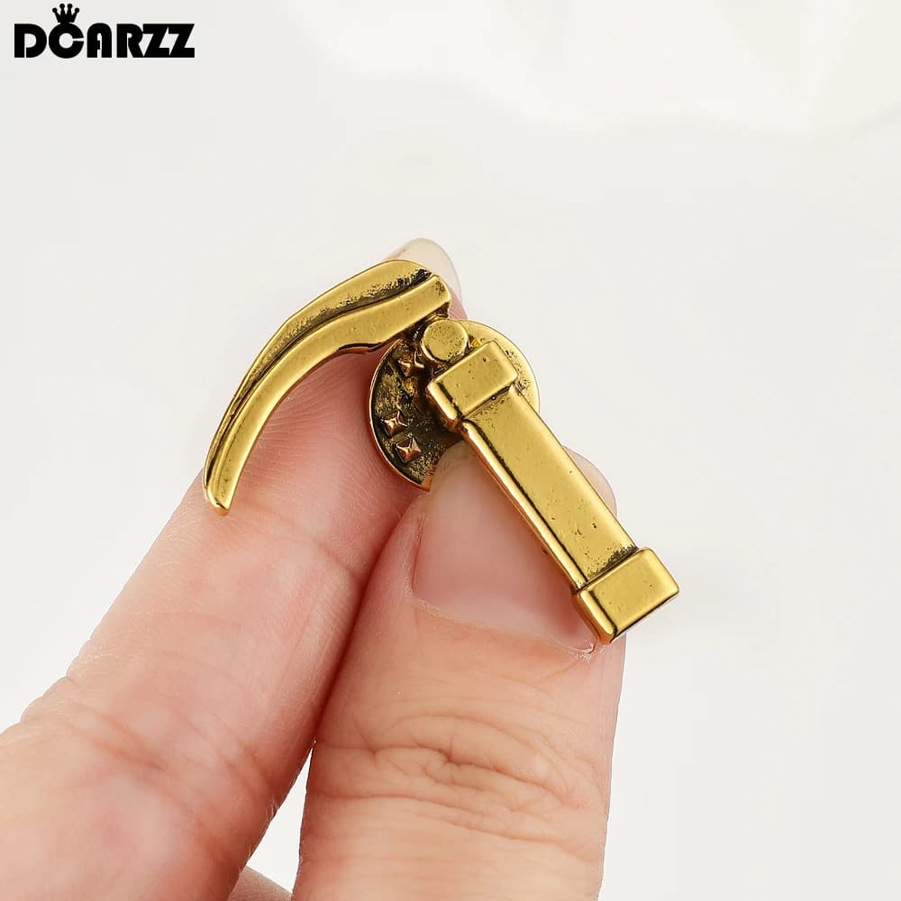 DCARZZ Laryngoscope Intubation Brooch Medical Otolaryngology Pin for Doctor Nurse Lapel Backpack Badge Jewelry Gifts