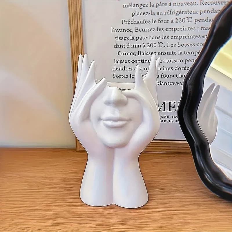 Human Body Shape Creative Pen Holder, Multifunctional Makeup Brush Organizer, Office Desk Decor
