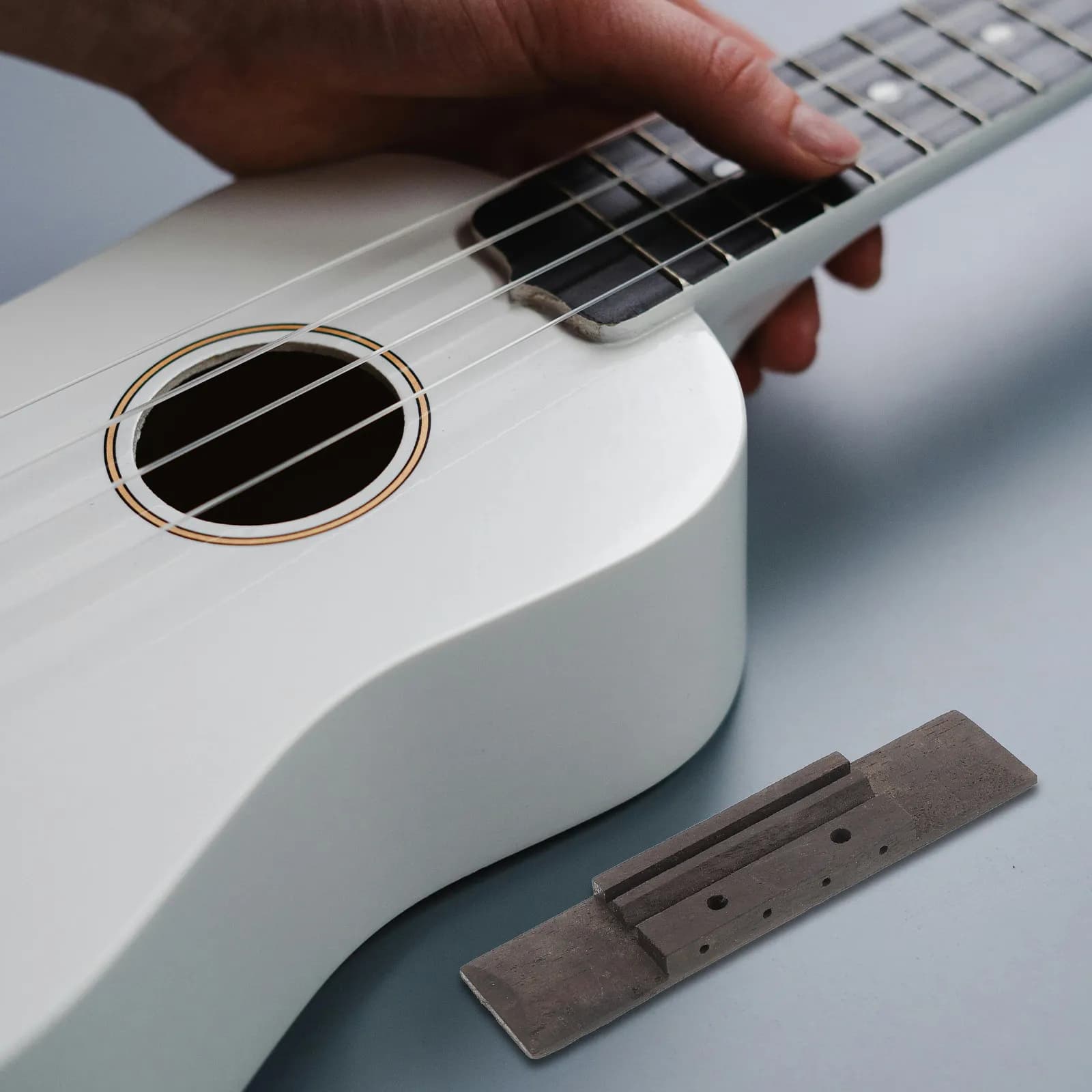 Ponte per Ukulele in Palissandro, Ricambio in Legno Facile da Installare, Ponte Liscio per Accessori e Forniture per Ukulele