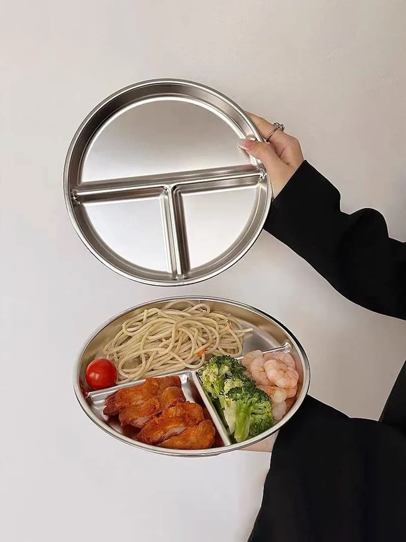 Flat plate for weight loss which reduces stainless steel fat for food use, round plate divided, special rice dish, dish for student meals, round shape, 1 piece