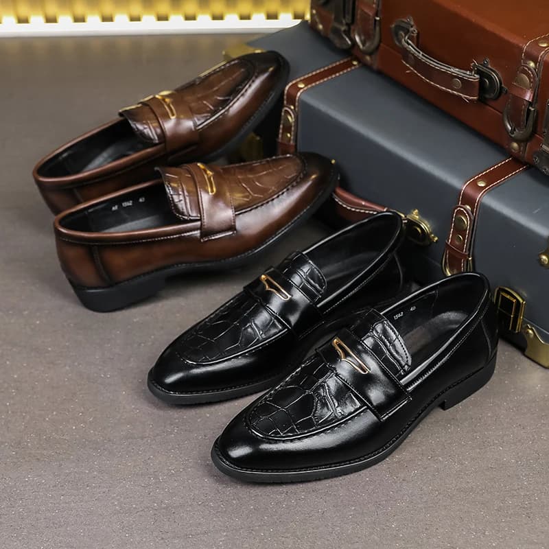 Nuove Scarpe da Uomo Business Loafers, Comode e Alla Moda, Stile Britannico, Scarpe da Ufficio e Cerimonia Europee e Americane, Taglie 38-46