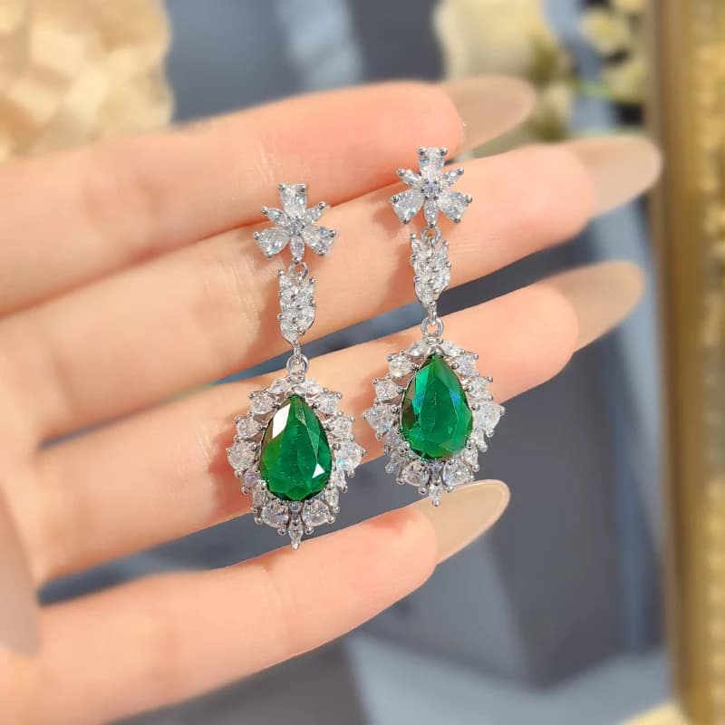 Orecchini a goccia d'acqua verde di cristallo di lusso europeo americano Orecchini lunghi in argento 925 con zirconi a forma di pera per le donne