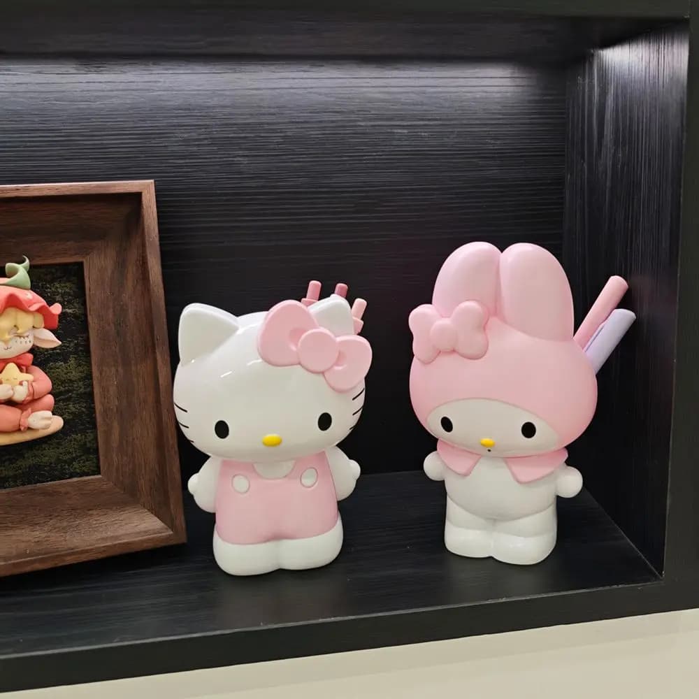 Portapennelli Trucco Carino Hello Kitty My Melody - Portapenne Kawaii Sanrio a Tema Cartone Animato per Scrivania, Contenitore per Pennelli Cosmetici e Amanti del Trucco