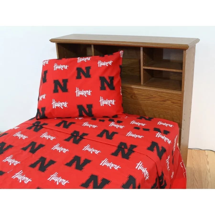 Nebraska Cornhuskers 100% Cotton Bed Sheet Set Red Queen 299 and Below 300 - 499
