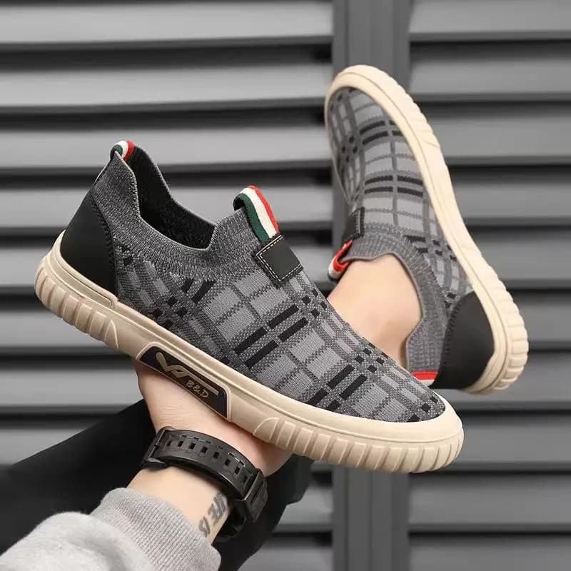 Scarpe da uomo slip-on con calzino integrato, traspiranti e comode in mesh, alla moda, sportive, facili da indossare, con suola piatta in gomma, sneakers casual basse.