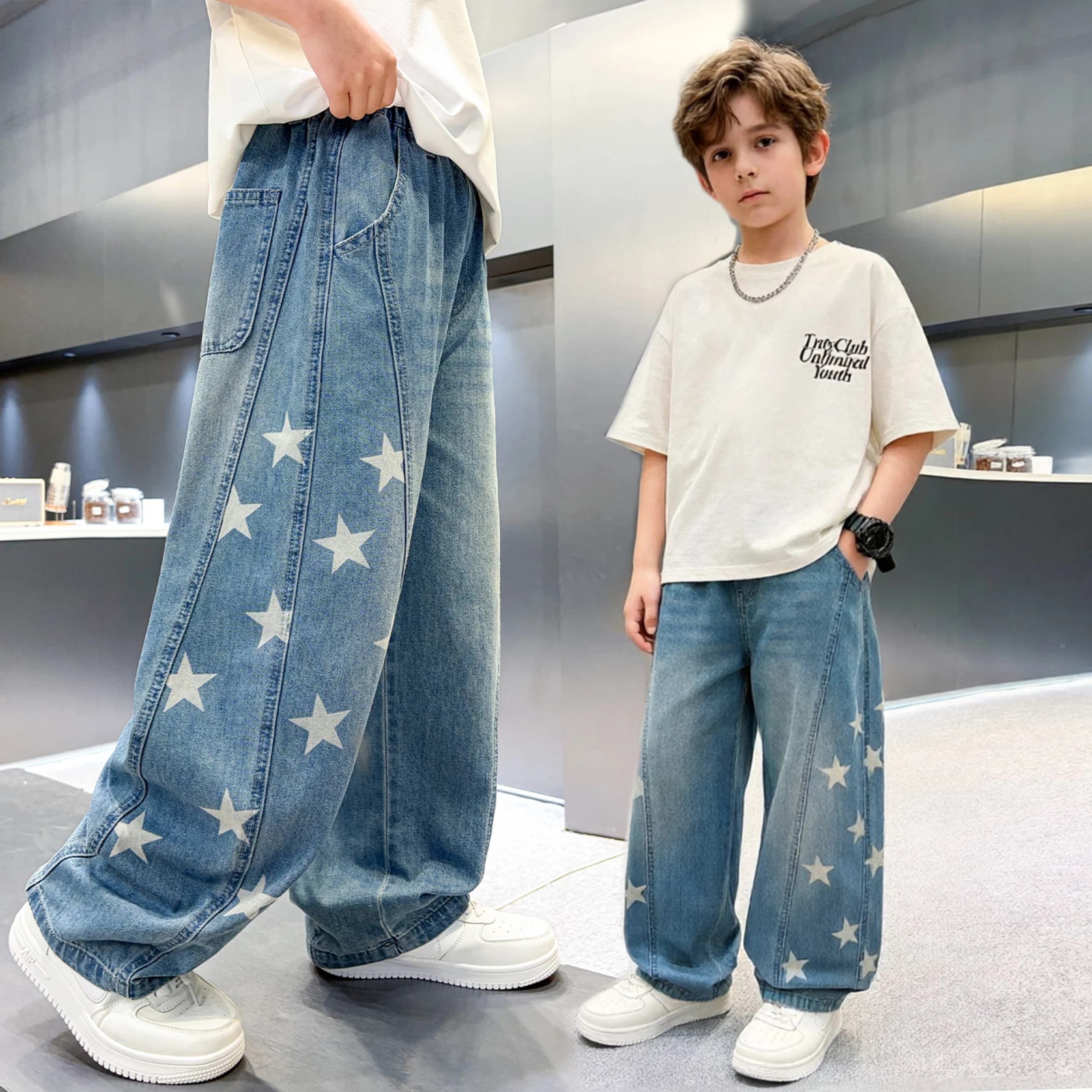 Pantaloni larghi in denim estivi nuovi 2026 per ragazzi, con cuciture laterali e stampa a stella, pantaloni dritti sottili per bambini 5-15 anni