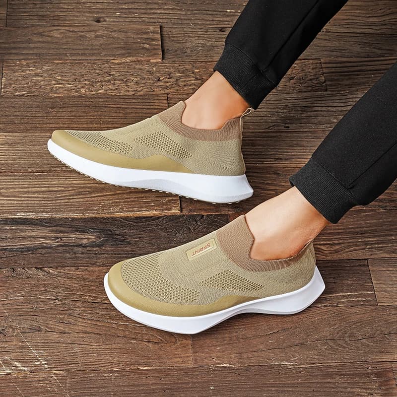 Sneakers Unisex Monocolore da Uomo, Scarpe Casual Leggere e Traspiranti in Tessuto Fly Knit, Design Semplice ed Elegante, Calzature Estive