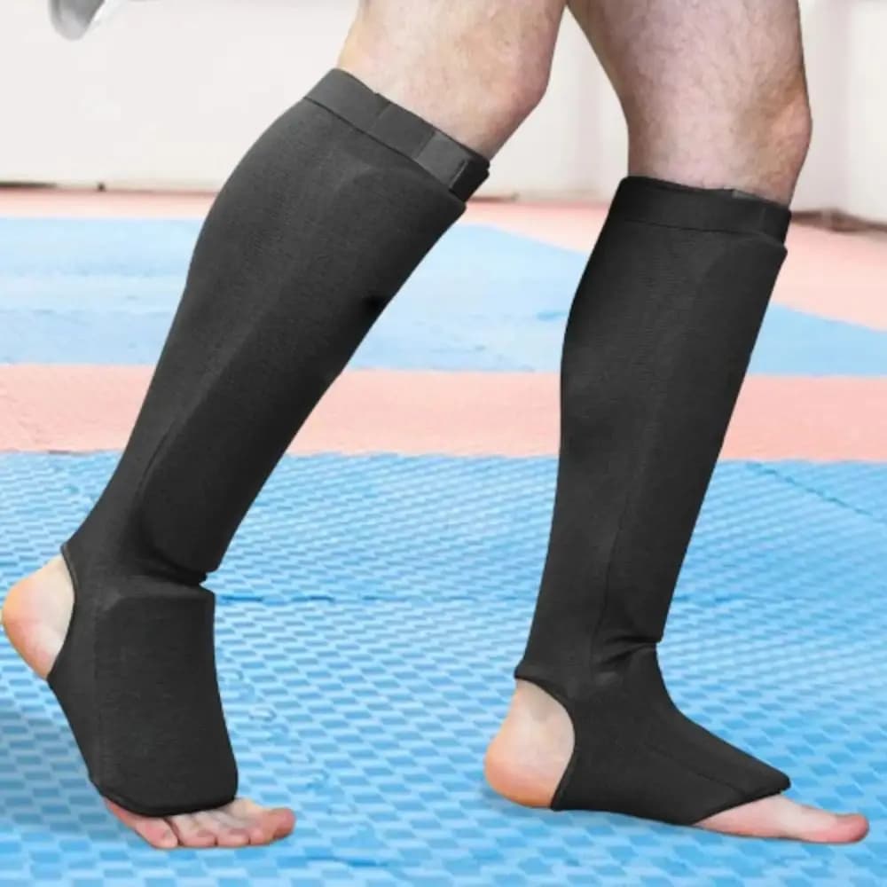 Protezione del piede Parastinchi da boxe Antiscivolo Resistente all'usura Protezione per la caviglia del collo del piede Supporto per le gambe durevole Kickboxing Pad Training