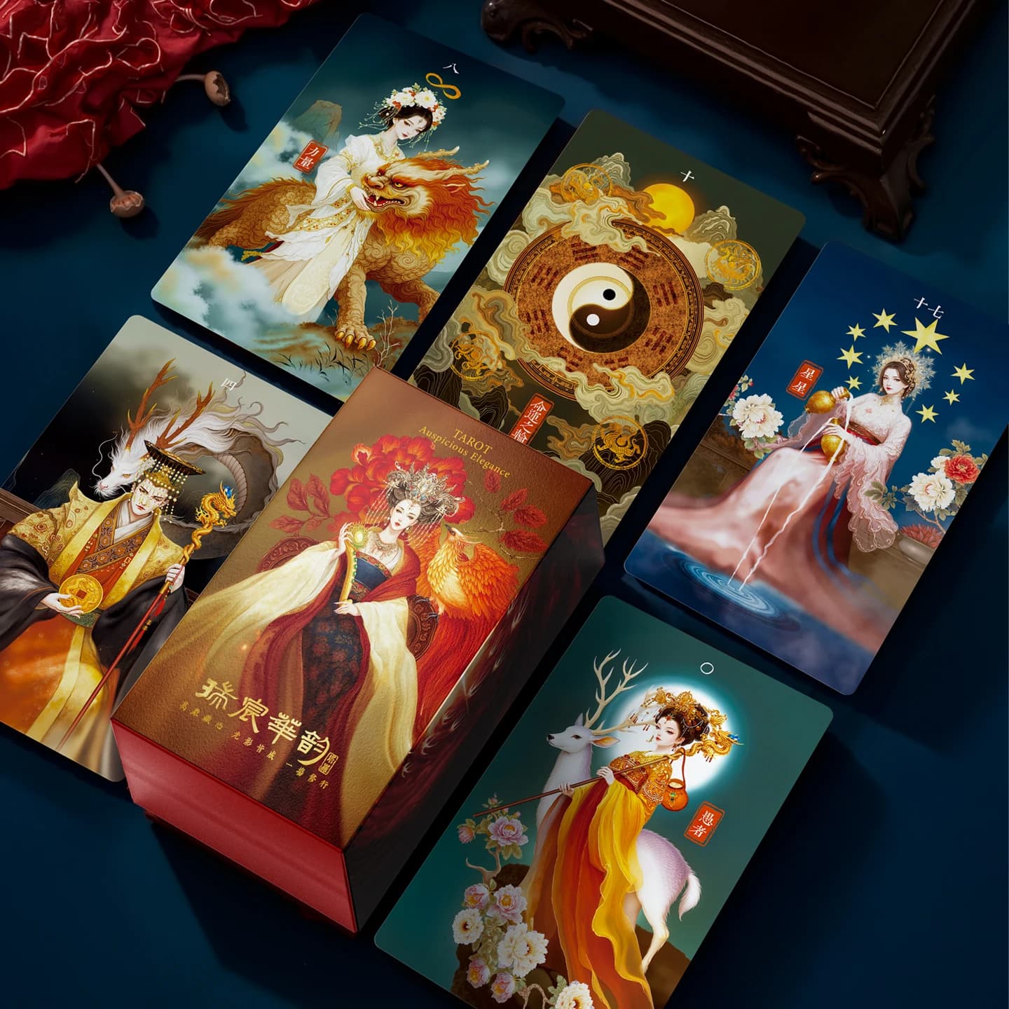 Nuovo Tarocchi Cinesi 2026 Stile Auspicioso ed Elegante, 78 Carte, Edizione da Collezione, Mazzo Originale Oracle Rider Waite con Guida