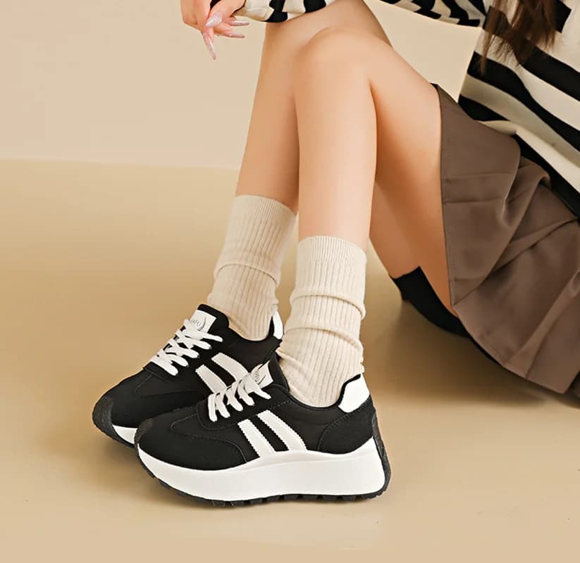 Women's Summer sneakers with thick sole, Amortized sole, Breathable, Anti-slip, Comfortable Casual Shoes