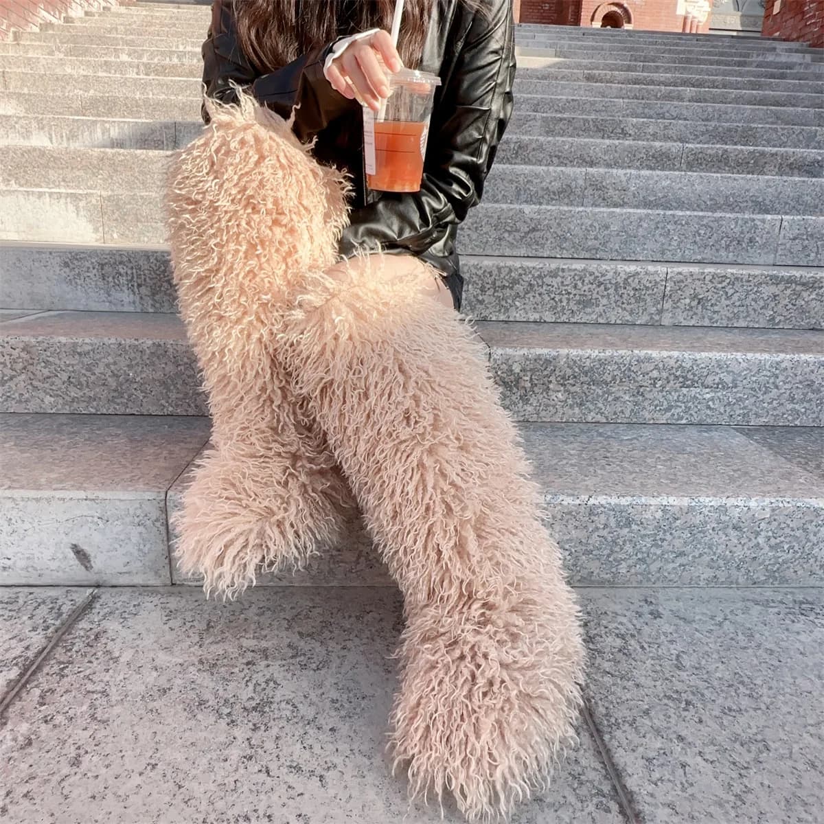 Luxury Winter Synthetic Fur Knee Boots Women's Snow Boots Blowjob Snow Boots with Platform Fur Synthetic Mongolian for Women