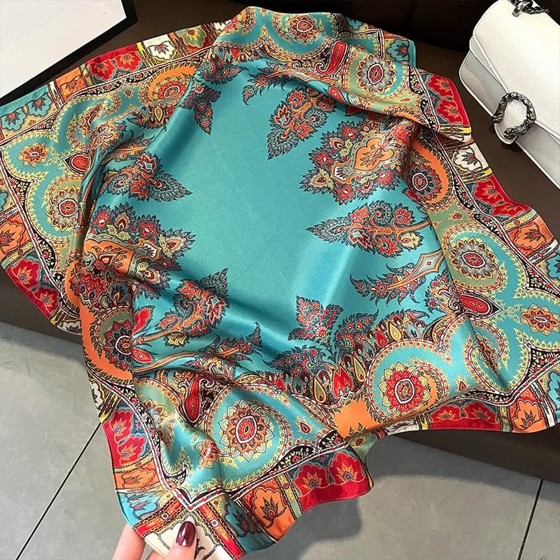 Sciarpa quadrata in vera seta al 100% Design da donna nastro per capelli in ordito fascia per capelli di marca di lusso scialle da donna cravatta da collo fazzoletto da collo Bandana da polso