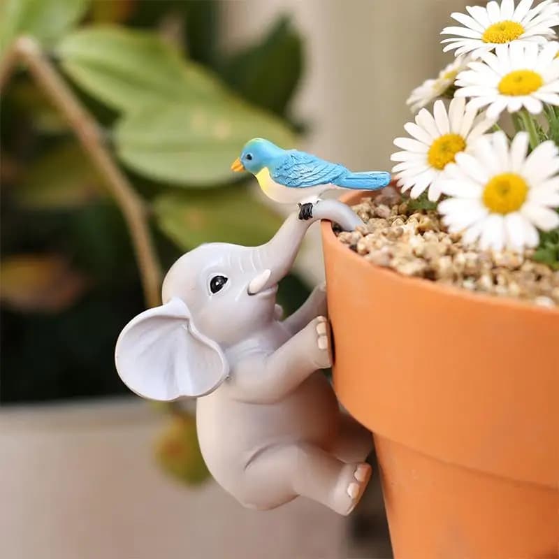 Elephant Pot Hugger For Planters, Climbing Elephant Flower Pot Hugger, Hanging Plant Decoration For Pots, Cute Plant Pot Decor
